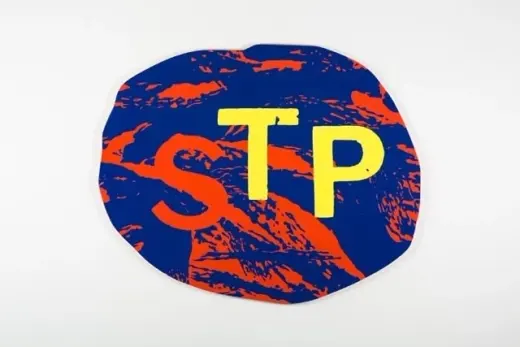 STP (179C, Reflex Blue C, 3945C)